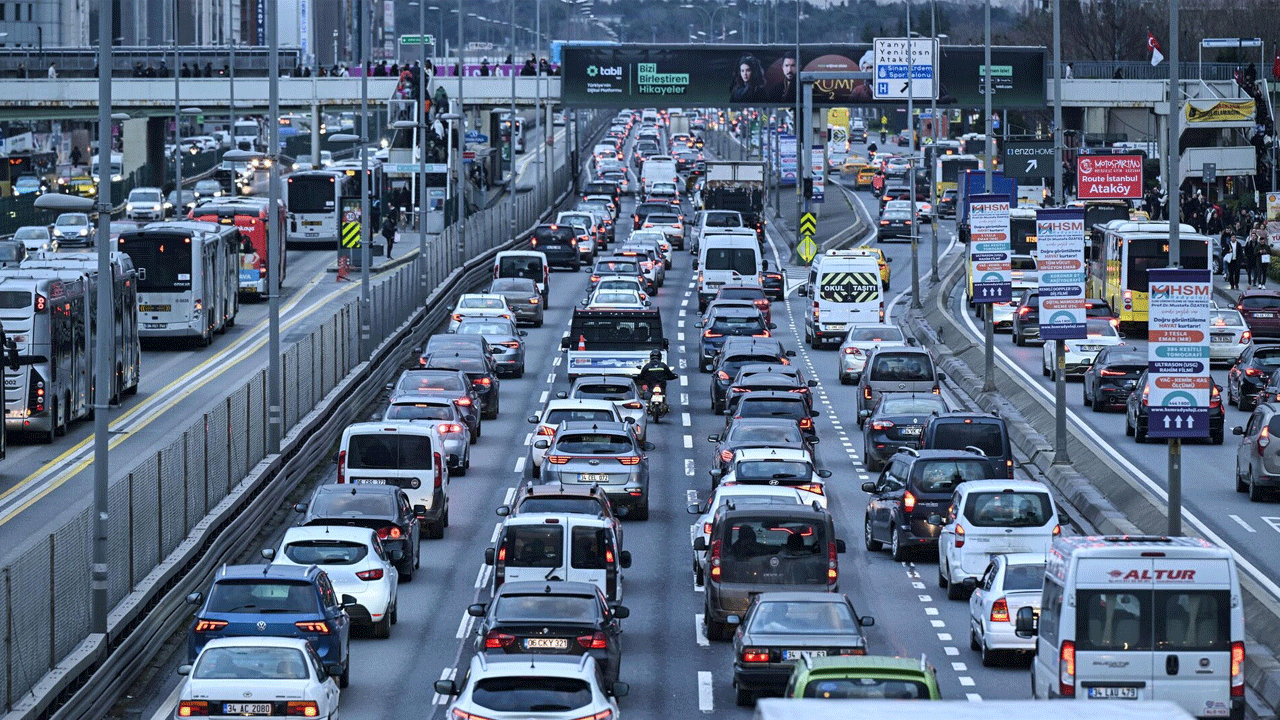 Foto - Yıllık maliyeti ortaya çıktı! İstanbul trafiği deyip geçmeyin
