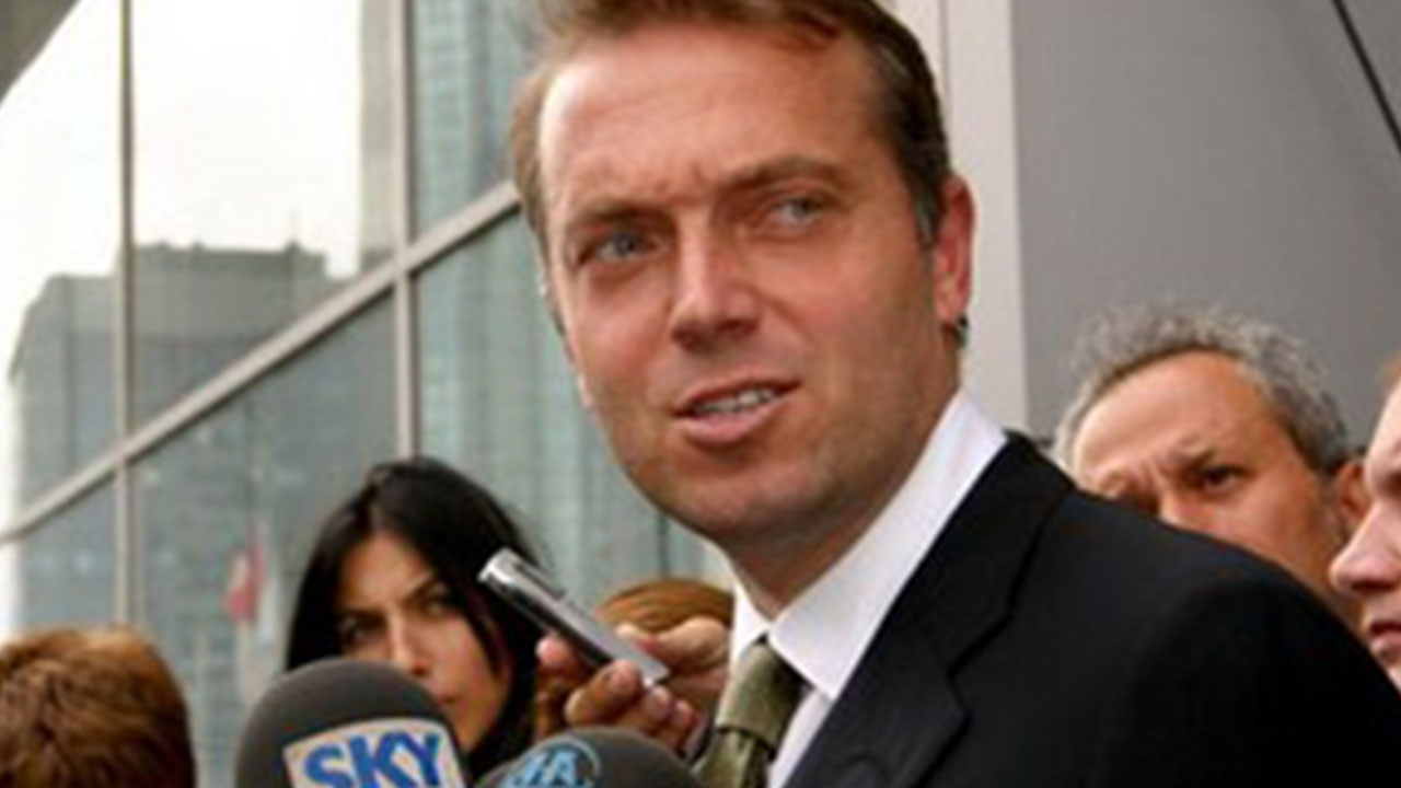 Foto - Yılmaz Özdil'in 'sihirli eller devreye girdi, malına çöktüler' dediği isme bakın