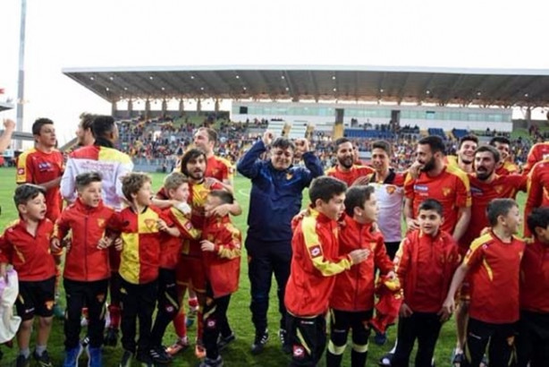 Foto - Yılmaz Vural adeta şov yaptı! 