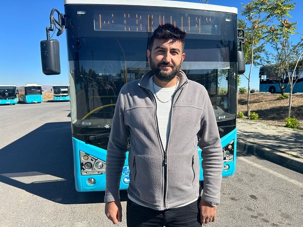 Foto - Yine aynı şoför! Bu kez yolcuyu hastaneye götürdü