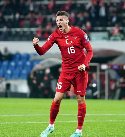 Foto - Yine bir FB-GS çekişmesi... Galatasaray'dan Fenerbahçe'ye jeneriklik gol!