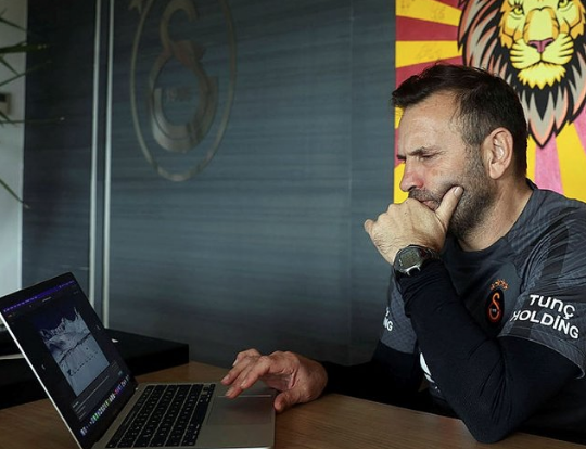 Foto - Yine bir FB-GS çekişmesi... Galatasaray'dan Fenerbahçe'ye jeneriklik gol!