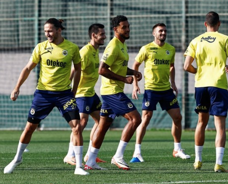 Yine Galatasaray, yine Fenerbahçe yarışı... Bakalım ne olacak sonu? Flaş uyarı geldi...