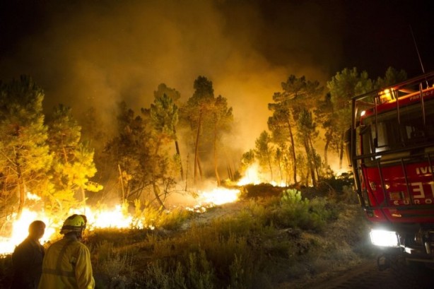 Foto - Yine şeytanlık peşindeler! Dünya yanarken Batı medyasından iki yüzlü, 'Türkiye' manşetleri!