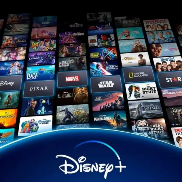 Foto - Yineliyoruz: Bu rezilliğe dur deyin! İşte sapkınların Türkiye'deki işbirlikçileri