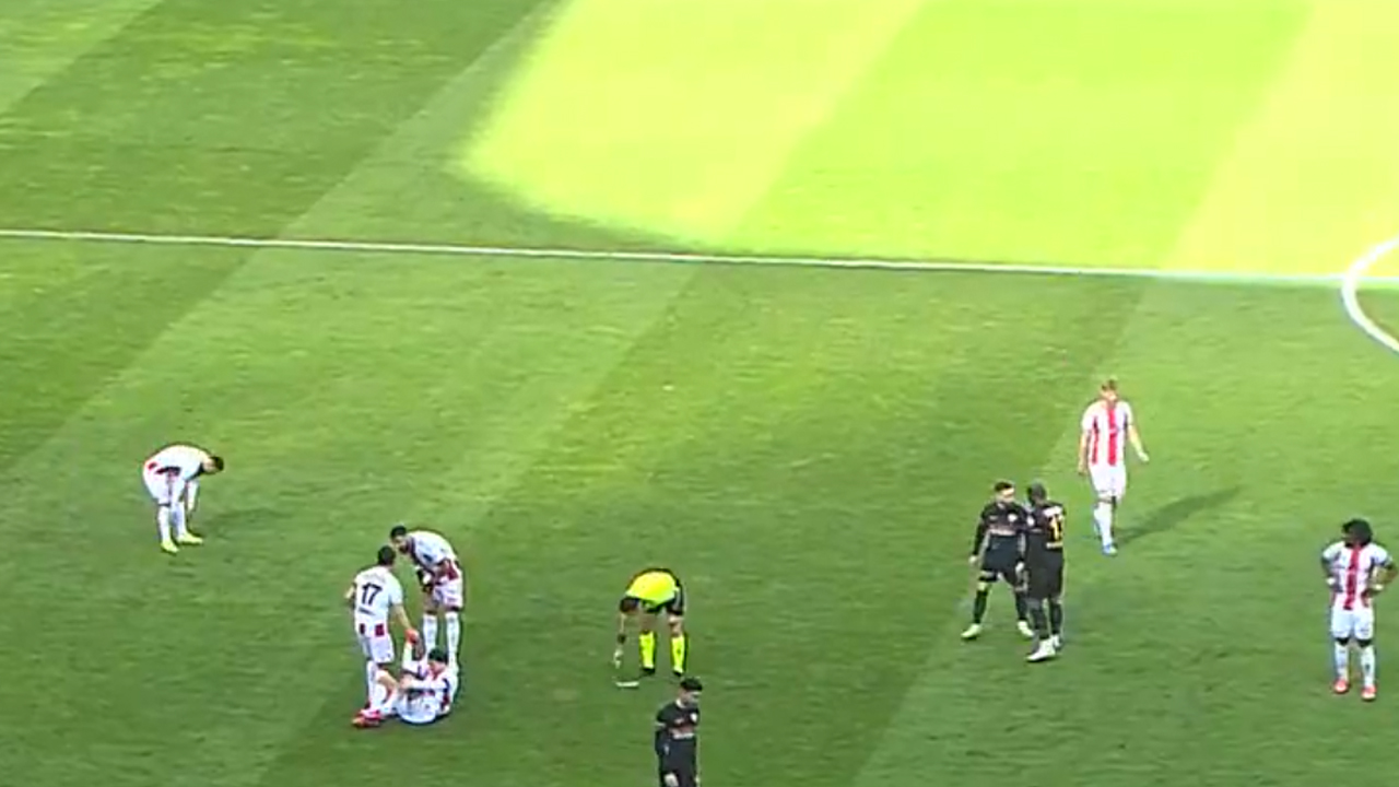 Foto - Yırtın şu adamın sözleşmesini: Sivas'ta Kerem-Marcao vakası 2! Takım arkadaşını tokatladı