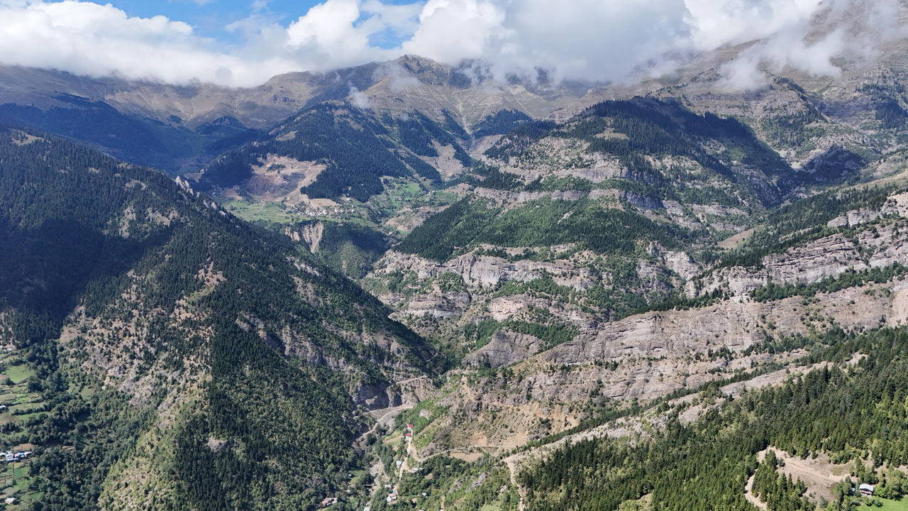 Foto - Yiyecekleri bu yöntemle saklıyorlar! Artvin’de asırlık ‘doğal buzdolabı