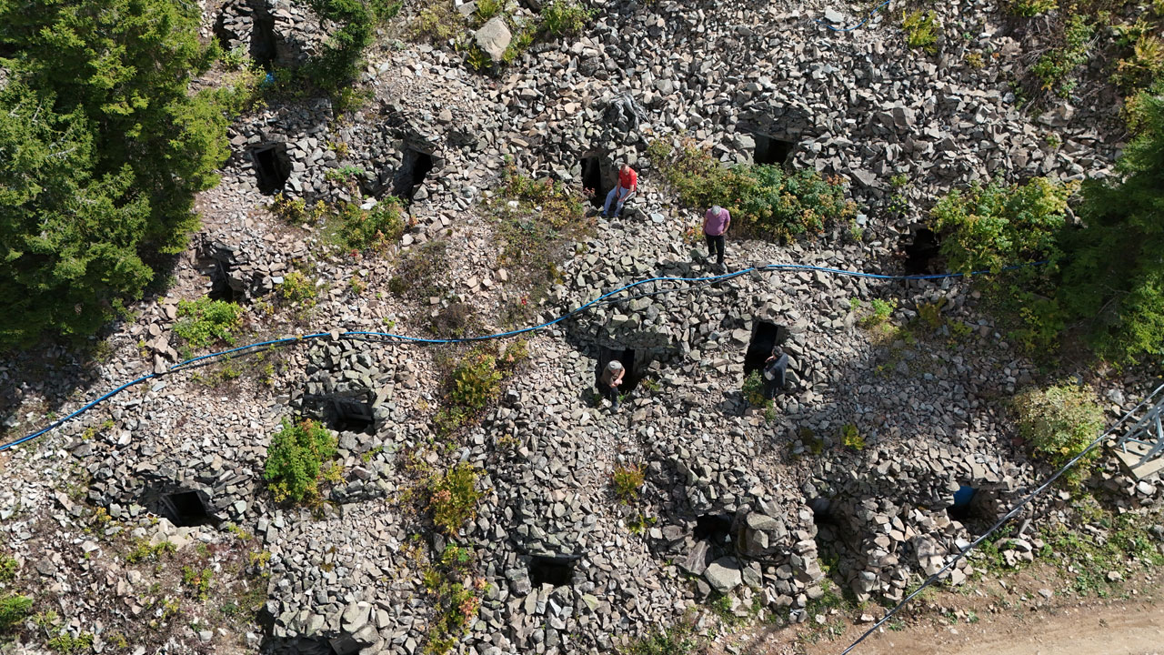 Yiyecekleri bu yöntemle saklıyorlar! Artvin’de asırlık ‘doğal buzdolabı