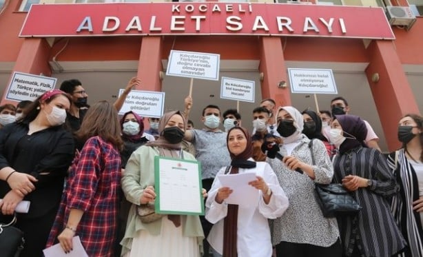 Foto - YKS sınavına giren milyonlarca öğrenciden Kemal Kılıçdaroğlu'na 1 TL'lik manevi tazminat davası!