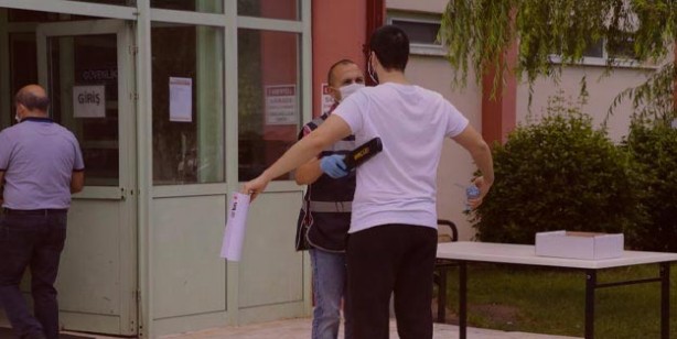 Foto - YKS TYT soruları ve cevapları 2020 son dakika TYT Türkçe Matematik Sosyal Bilimler Din Kültürü ve Ahlak Bilgisi Fen Bilimler testi