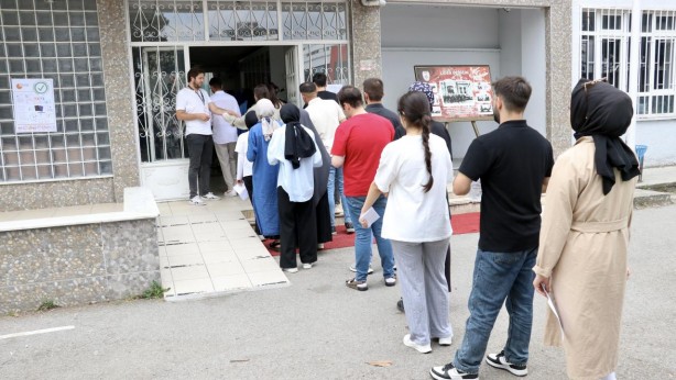 YKS'de ilk oturum sona erdi!