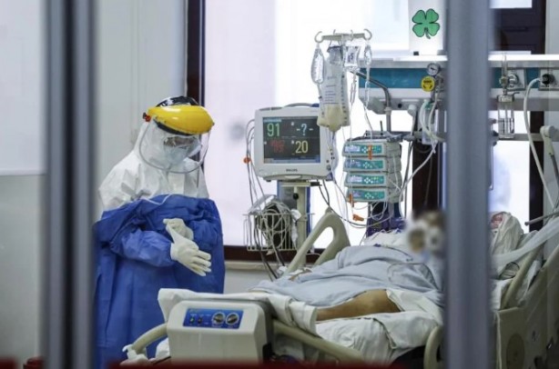 Foto - Yoğun bakımları yüzde 100 dolu olan hastaneden korkutan görüntüler