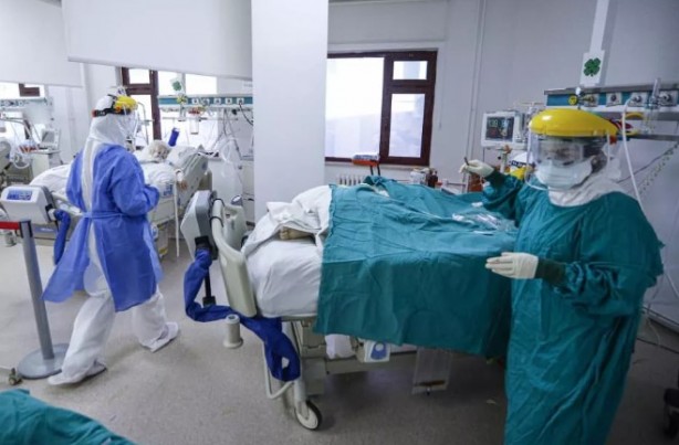 Foto - Yoğun bakımları yüzde 100 dolu olan hastaneden korkutan görüntüler