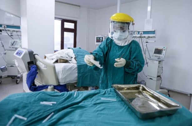 Foto - Yoğun bakımları yüzde 100 dolu olan hastaneden korkutan görüntüler