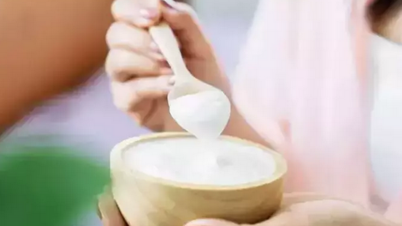 Foto - Yoğurda ekleyip uyumadan önce yiyin! Metabolizmayı ateşliyor: Bel çevresindeki yağı mum gibi eritmesi mümkün