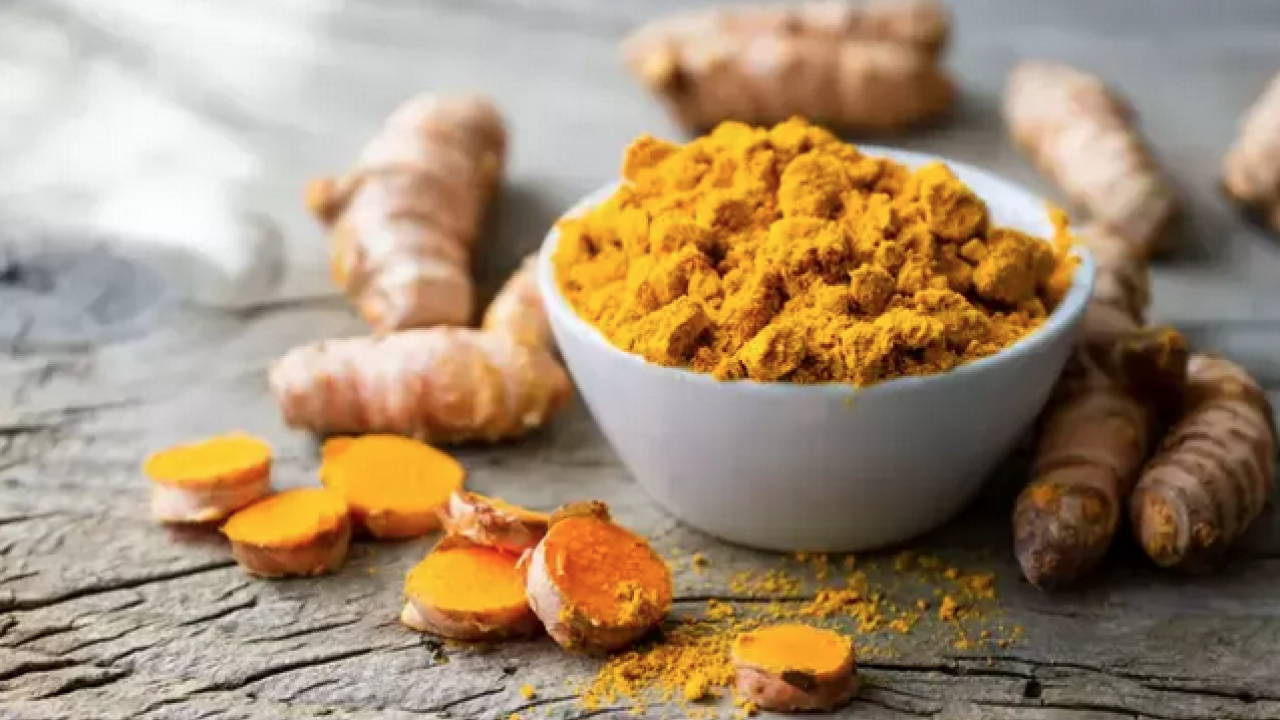 Foto - Yoğurda ekleyip uyumadan önce yiyin! Metabolizmayı ateşliyor: Bel çevresindeki yağı mum gibi eritmesi mümkün