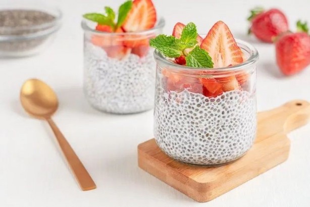 Foto - Yoğurdun içine bir kaşık atınca neler oluyor neler! Vücutta bayram ilan ediliyor