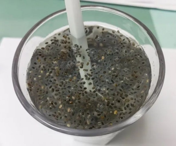 Foto - Yoğurdun içine bir kaşık atınca neler oluyor neler! Vücutta bayram ilan ediliyor