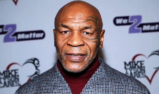 Foto - Yok artık daha neler Mike Tyson! Biraz yavaş hocam... Bu bir çılgınlık olsa gerek!