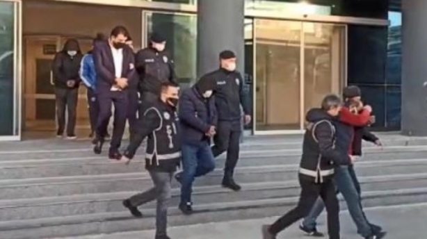 Foto - 'Yok artık' dedirten dolandırıcılık! Bu kez dublör kullandılar