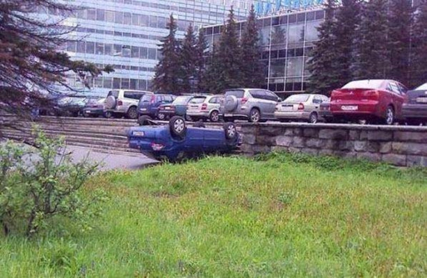 Foto - Yok artık diyeceksiniz! İşte en sıra dışı trafik kazaları...