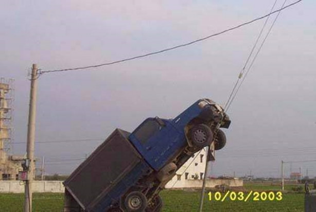 Foto - Yok artık diyeceksiniz! İşte en sıra dışı trafik kazaları...