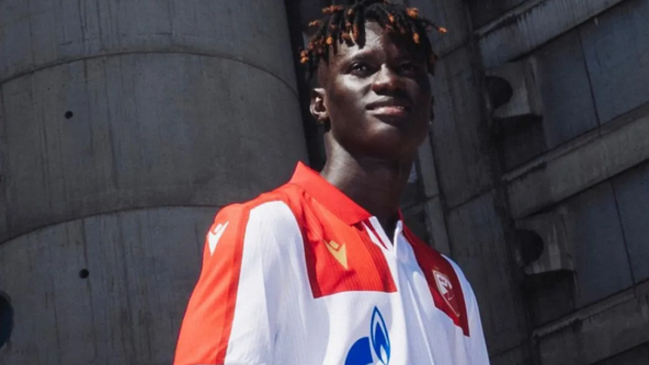 Yok artık! Göz göre göre bu transfer de yatmış! Beklenmedik açıklamayı Sırbistan’dan yaptı…