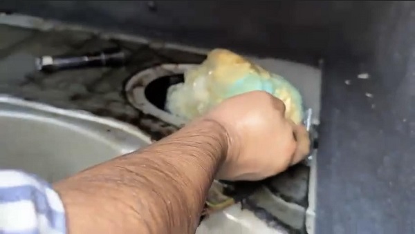 Foto - Yok artık! Yakıt deposundan çıkana bakın