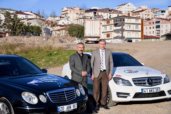 Yok böyle benzerlik! Bu iki aday herkesi şaşırttı