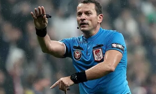 Foto - Yok böyle bir gelişme! Liglerin başlamasına kısa süre kala O hakemden akıllara durgunluk veren haber!