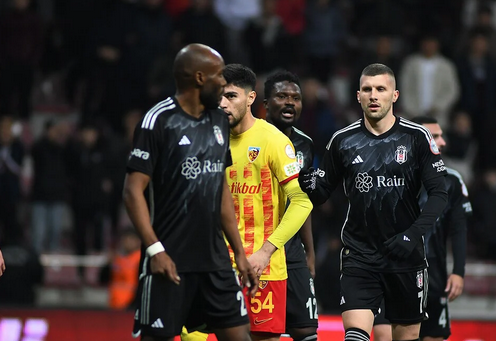 Foto - Yok böyle bir gelişme! Maça saatler kala üçü birden sakatlandı! Bu nasıl iştir yahu...