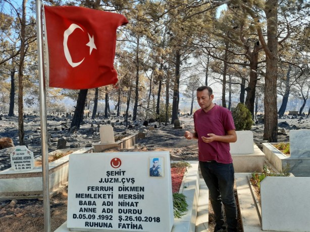 Foto - Yok böyle bir şey! Yangında bir tek orası yanmadı… Vatandaşlar dua etmeye başladı