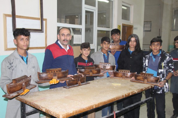 Foto - Yok böyle ciro! Adı okul kendi fabrika