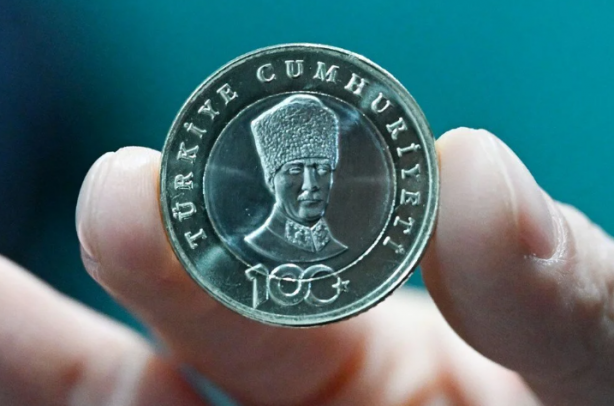 Foto - Yok böyle sahtekarlık! Sözcü gazetesi 5 lira üzerindeki Atatürk rölyefi ile oynayıp dezenformasyon yapmış