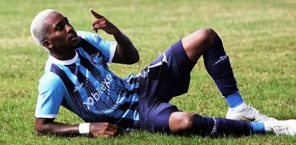 Foto - Yok böyle sözler: Şeref yoksunu hadsiz ve nankör... Ortalık toz duman...