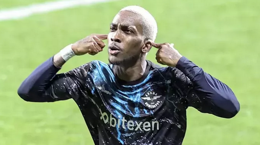 Foto - Yok böyle sözler: Şeref yoksunu hadsiz ve nankör... Ortalık toz duman...