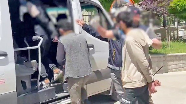 Foto - Yok yok... Bu kaçakçı level atlamış: Burayı yol geçen hanı mı sandın?