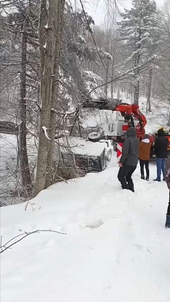 Foto - Yol adeta buz pistine döndü! 
