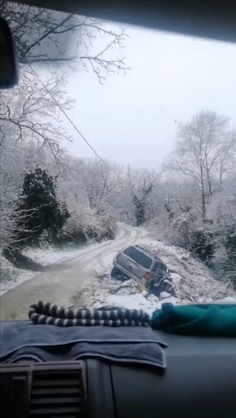 Foto - Yol adeta buz pistine döndü! 