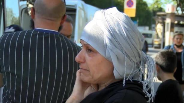 Foto - Yol kenarında 'cenaze taşıma' tartışması! İBB'nin aracı hareket etmedi
