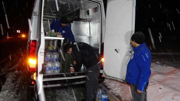 Foto - Yola çıkacak olanlar dikkat! Bolu'da polis ekipleri teyakkuza geçti! 