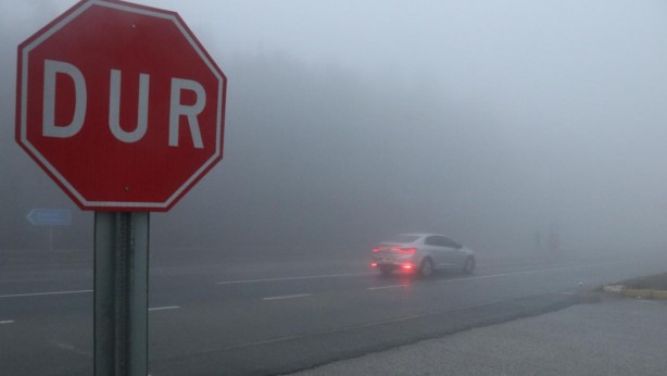Foto - Yola çıkacaklar dikkat! Bolu Dağı'nda etkili oluyor