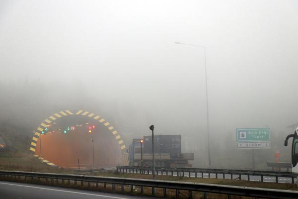 Foto - Yola çıkacaklar dikkat! Bolu Dağı'nda etkili oluyor