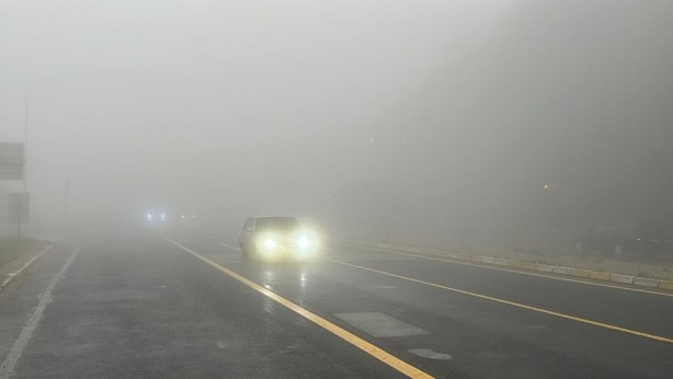 Foto - Yola çıkacaklar dikkat! Bolu Dağı’nda göz gözü görmüyor