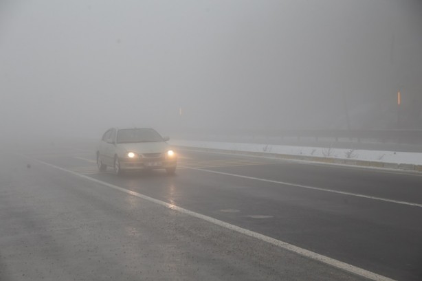 Foto - Yola çıkacaklar dikkat! Göz gözü görmüyor