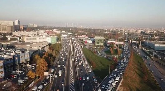 Foto - Yola çıkacaklar dikkat! İstanbul'da kısıtlama öncesi yoğun trafik