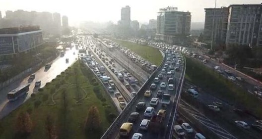 Foto - Yola çıkacaklar dikkat! İstanbul'da kısıtlama öncesi yoğun trafik