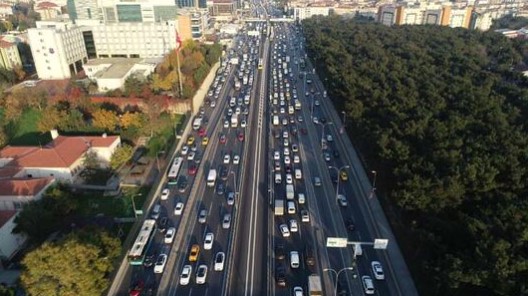 Foto - Yola çıkacaklar dikkat! İstanbul'da kısıtlama öncesi yoğun trafik