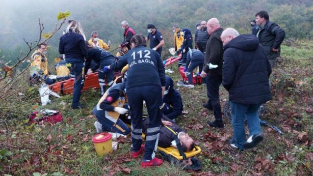 Foto - Yolcu otobüsü 150 metreden dereye yuvarlandı! Ölüler ve yaralılar var