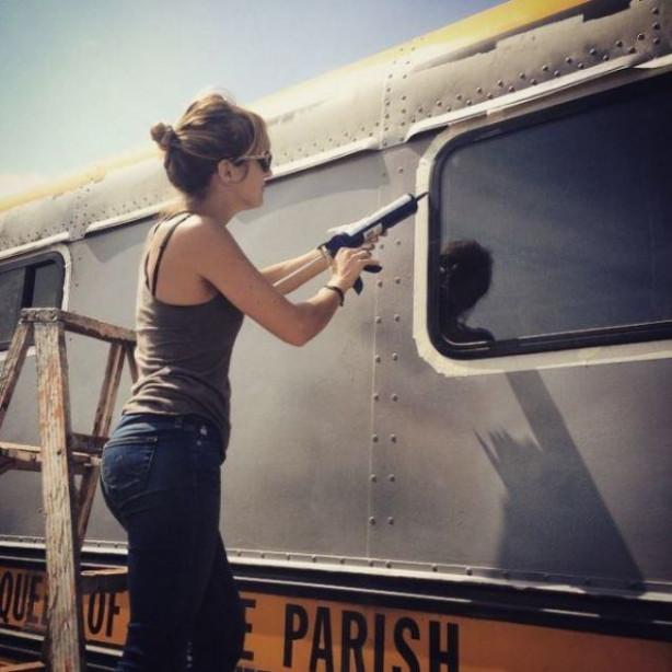 Foto - Yolcu otobüsünü eve dönüştürdü